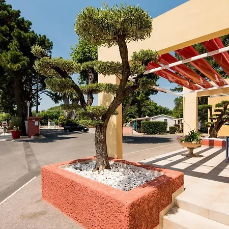 Club Sunissim Le Littoral 5* By Locatour Kemping Argelès-sur-Mer